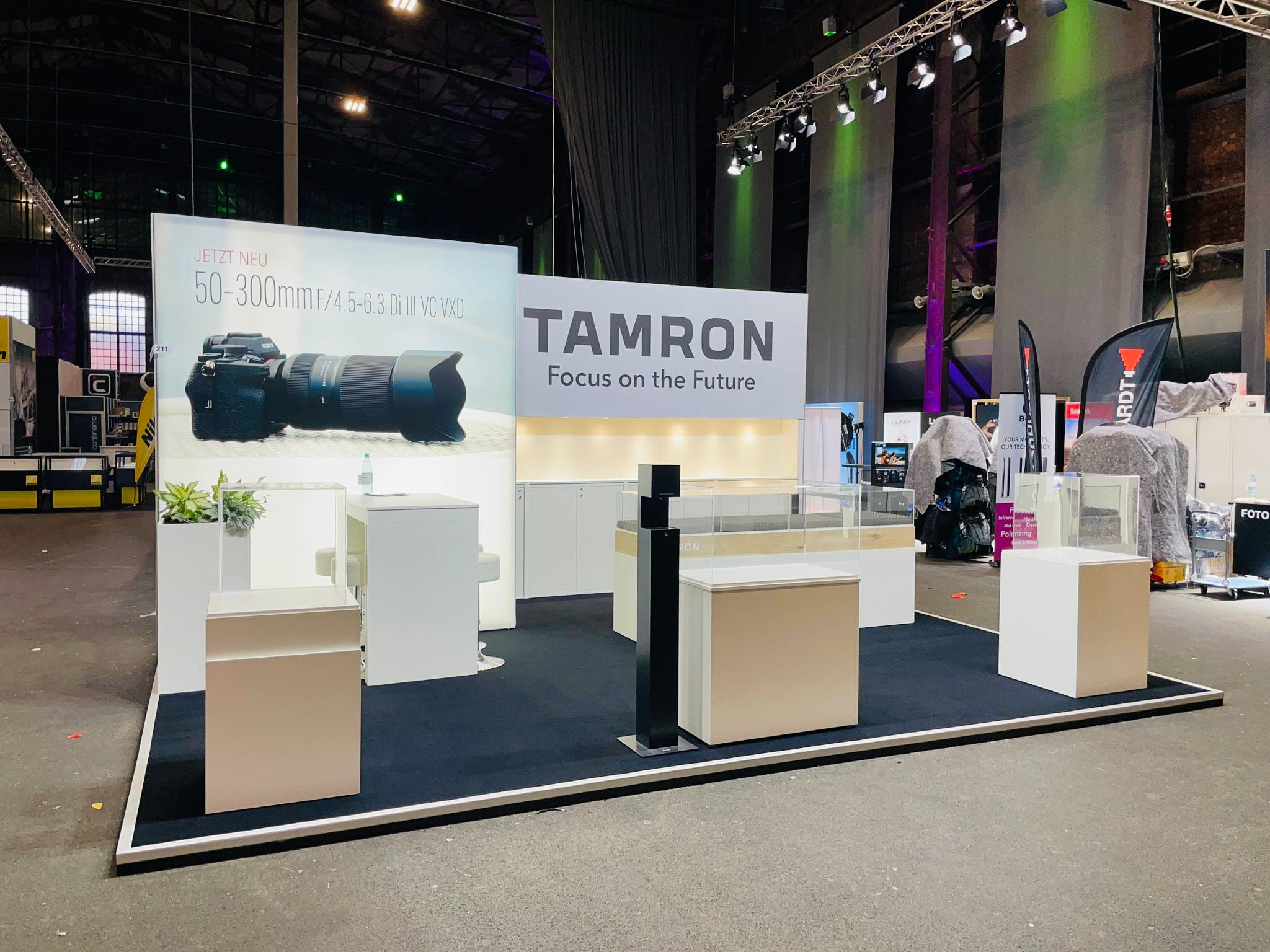tamron 2